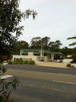 Motel Kelly Country 3*